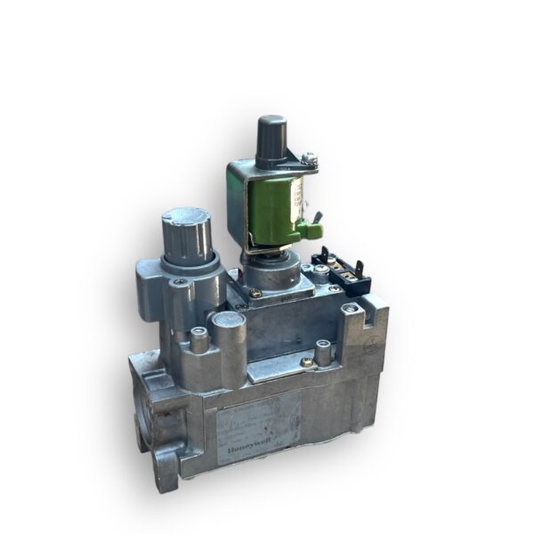 WORCESTER 240 BF OF COMBI GAS VALVE 87161567080 ( HONEYWELL V4600N2006 )