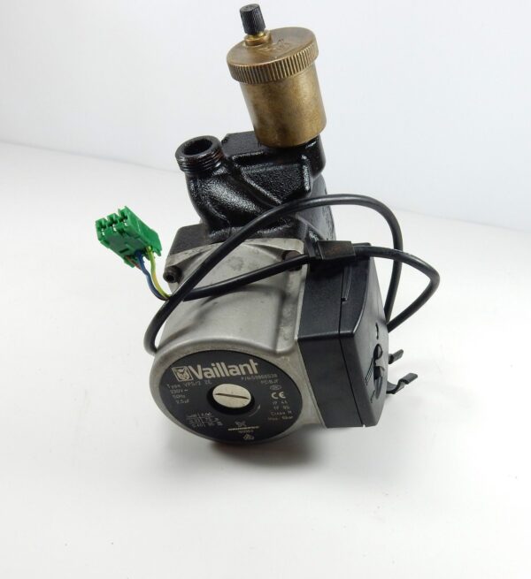 VAILLANT ECOMAX 613/2 E | 618/2 E | 622/2 E | 824/2 E | 828/2 E PUMP 160969