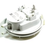 VAILLANT TURBOMAX PLUS 824 828 837 & PRO 24 / 28 E AIR PRESSURE SWITCH 050577
