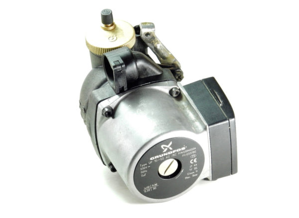 VOKERA LINEA 24 / 28 / 726 / 730 & SYNTESI 25 / 29 E PUMP 10021792 was 10020437