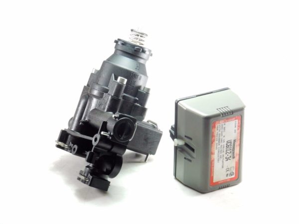 IDEAL ISAR HE24 / HE30 / HE35 DIVERTER VALVE + ACTUATOR MOTOR + MANIFOLD 174685