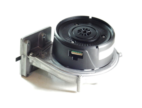 VAILLANT ECOTEC PLUS 612 615 618 624 630 & 824 831 ( AFTER 2012 ) FAN 0020135138 - Image 3