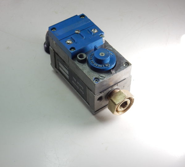 GLOWWORM ITT MACLAREN GAS VALVE K9049 UB57R1BB224 SK9049 UK48RBB05 UK48RBB01 - Image 3