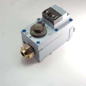 GLOWWORM ITT MACLAREN MCLAREN GAS VALVE UK48RBB05 UK48RBB01