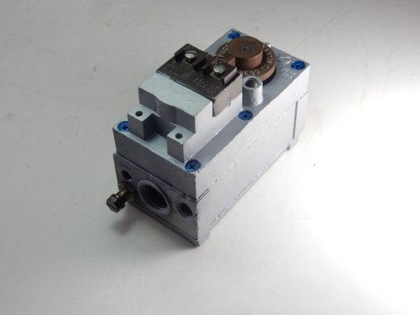GLOWWORM ITT MACLAREN MCLAREN GAS VALVE UK48RBB05 UK48RBB01 - Image 2