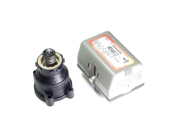 BAXI COMBI 80HE / 100HE / 130HE & 133HE PLUS DIVERTER VALVE 247310 + HEAD 243341