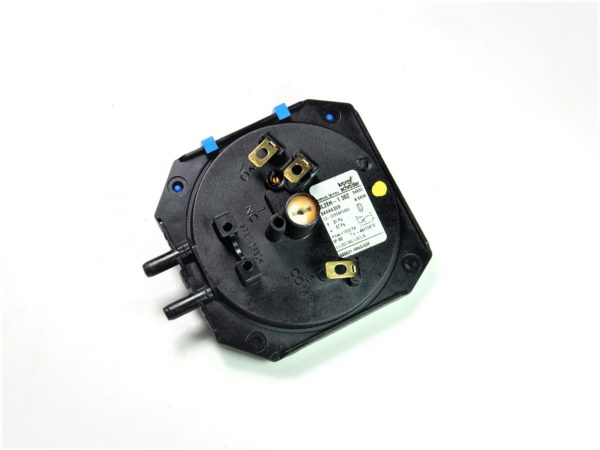 HALSTEAD HERO 60 & WICKES HEAT 60 BOILER AIR PRESSURE SWITCH 500631