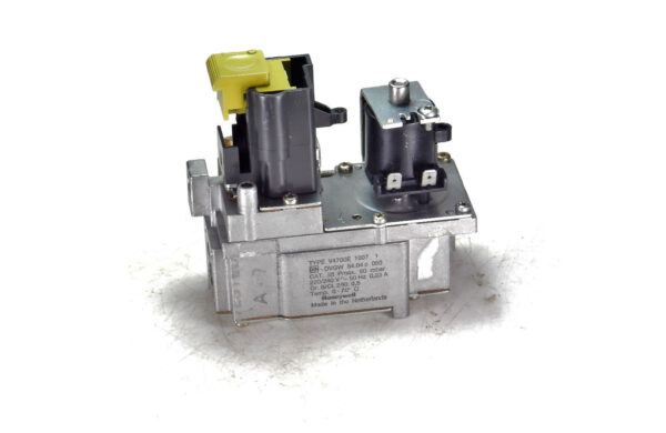 BAXI WALL MOUNTED 20/3 30/3 38/3 51/3 60/3 RS BOILER GAS VALVE 102235 - Image 3