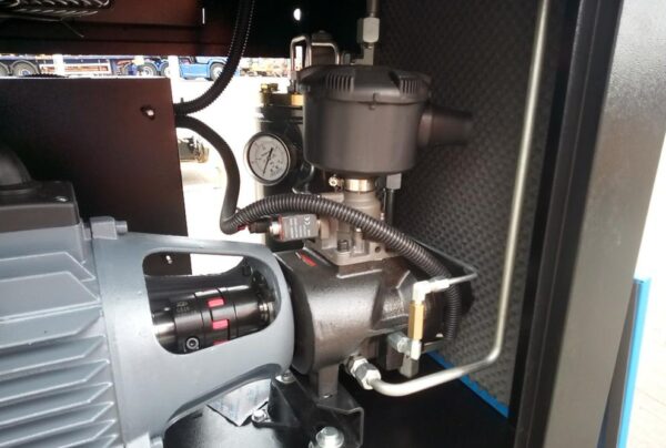 NEW Zelfir 10HP silenced industrial screw compressor 3ph 11m3/Min VAT including - Image 2
