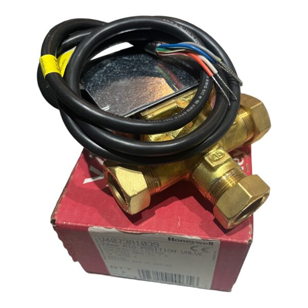 Honeywell 22mm 3 Port Motorised Mid Position Diverter Valve V4073A1039 (V4073A) - Image 2
