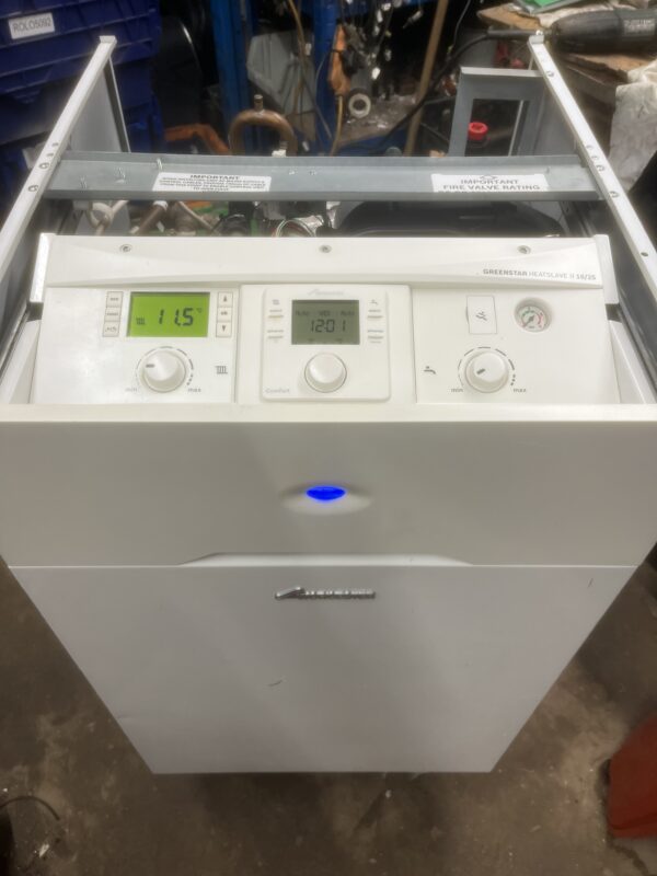 Worcester Greenstar HEATSLAVE II 18/25 ErP Condensing Oil Boiler 7731600048 - Image 3