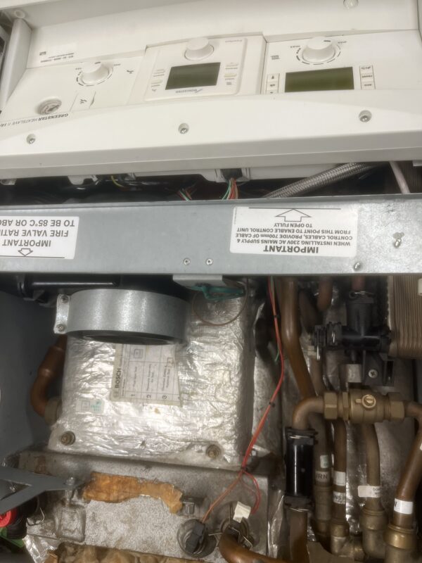 Worcester Greenstar HEATSLAVE II 18/25 ErP Condensing Oil Boiler 7731600048 - Image 4
