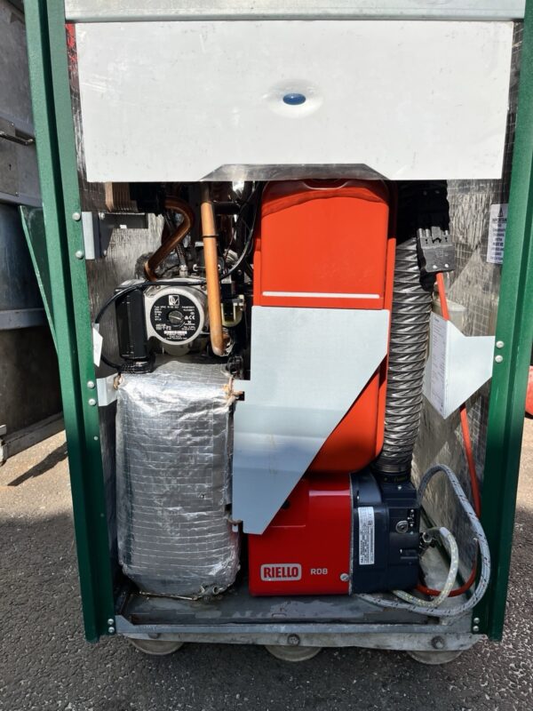 Worcester Greenstar Heatslave II 18/25 External Combi Oil Boiler 25Kw - Image 2