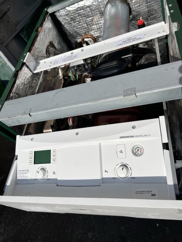 Worcester Greenstar Heatslave II 18/25 External Combi Oil Boiler 25Kw - Image 6