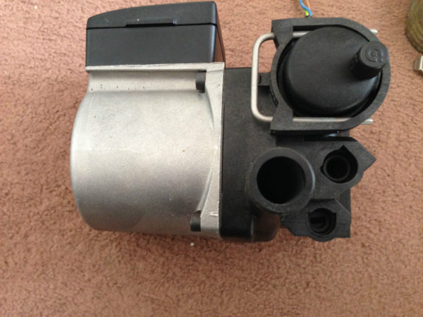 Johnson & Starley Reno PUMP ASSEMBLY - Image 4
