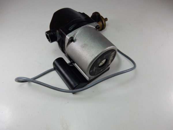 VAILLANT THERMOCOMPACT VC 110 T / 112 E / 142 E PUMP 161077 - Image 3