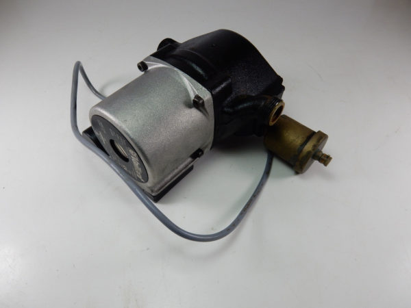 VAILLANT THERMOCOMPACT VC 110 T / 112 E / 142 E PUMP 161077 - Image 4
