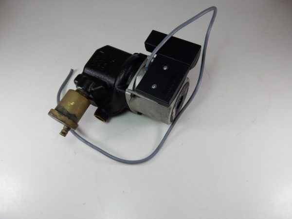 VAILLANT THERMOCOMPACT VC 110 T / 112 E / 142 E PUMP 161077 - Image 6
