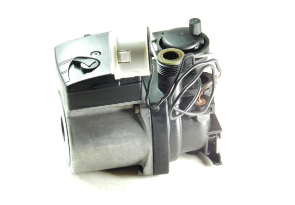 ARISTON MICROGENUS II 28 / 31 & HE 24 / 28 / 32 MFFI PUMP 65101417 - Image 3