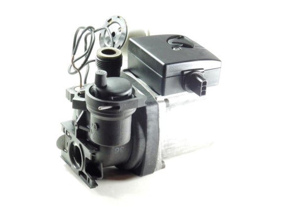 ARISTON MICROGENUS II 28 / 31 & HE 24 / 28 / 32 MFFI PUMP 65101417 - Image 4