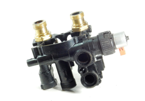 SAUNIER DUVAL THEMA CONDENS F18E / F24 / F24E / F30E SB DIVERTER VALVE S1079100 - Image 4