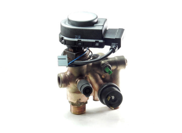 ARISTON MICROGENUS II 24 / 28 / 31 & HE 24 / 28 / 32 DIVERTER VALVE 65105063 - Image 3