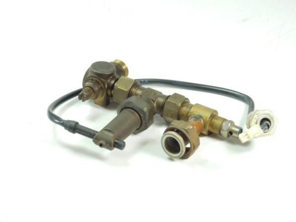 VAILLANT ECOMAX 824E & 828E WATER VALVE 011288 + COLD WATER CONNECTION 080976 - Image 3