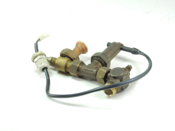 VAILLANT ECOMAX 824E & 828E WATER VALVE 011288 + COLD WATER CONNECTION 080976