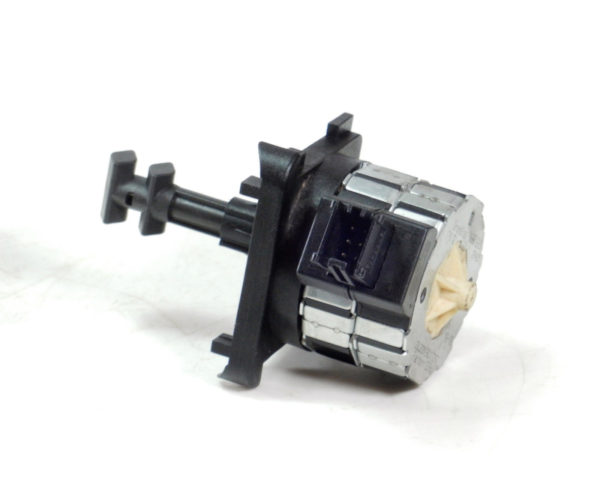 WORCESTER GREENSTAR JUNIOR 24i 28i & 25 / 30 Si DIVERTER VALVE MOTOR 87161068450