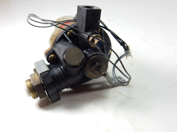 VAILLANT ECOMAX VUW 236 E & 286E WATER VALVE 011263 was 11263 - Image 3