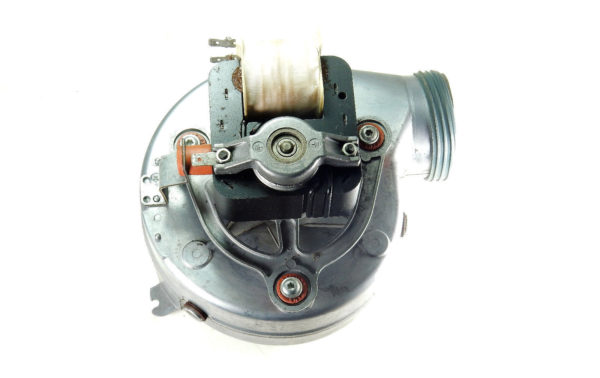 ARISTON MICROGENUS HE 28 & 32 MFFI FAN 65102566 - Image 4