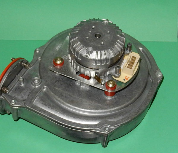 POTTERTON POWERMAX 85 HE / 115 HE & 150 HE FAN ASSEMBLY 5106279 - Image 4
