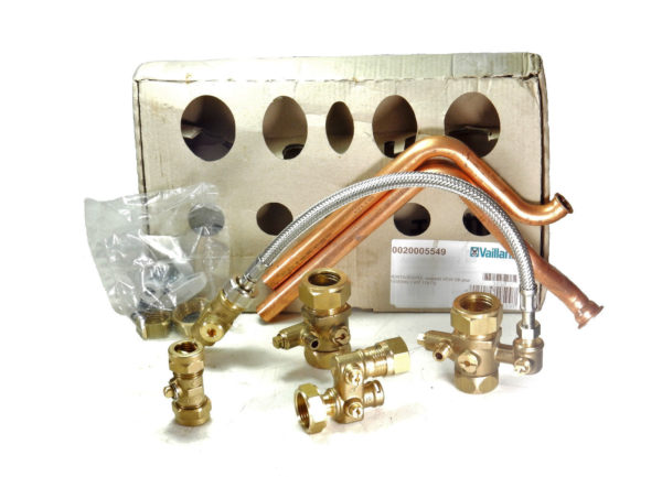 VAILLANT ECOTEC PLUS VUW 824 & 831 SERVICE VALVE ASSEMBLY KIT 0020005549 178772