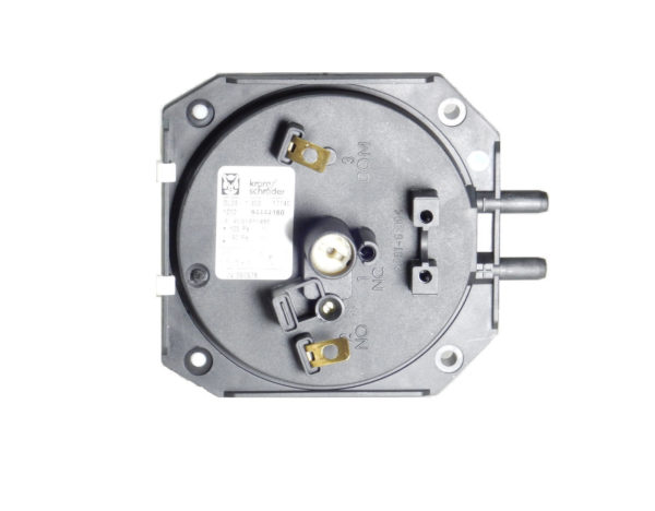 VAILLANT TURBOMAX PLUS 824 828 837 & PRO 24 / 28 E AIR PRESSURE SWITCH 84444160